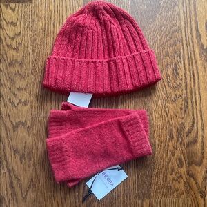 BRORA CASHMERE HAT AND WRISTWARMERS